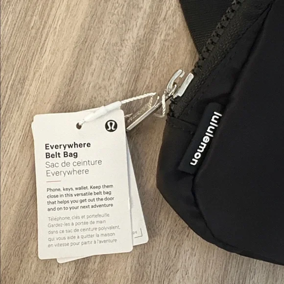 New Lululemon Logo Everywhere Belt Bag 1L Black - Picture 2 of 7